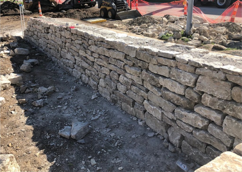 Custom limestone wall in Parkville, Missouri